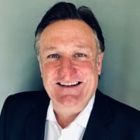 19_USA_Management_Bob_Puppa
